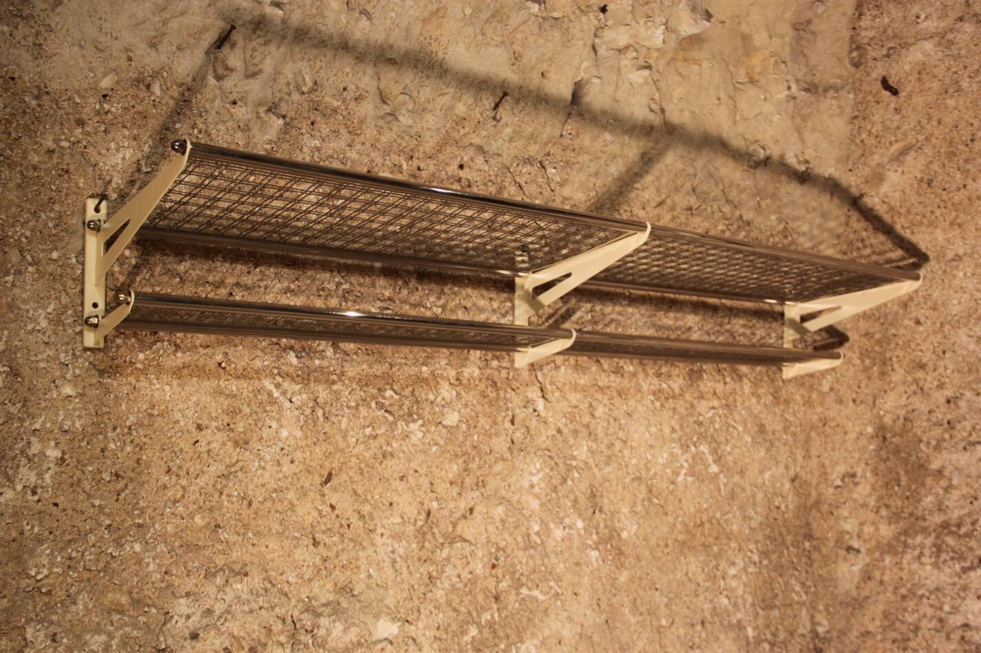 SNCF train luggage rack