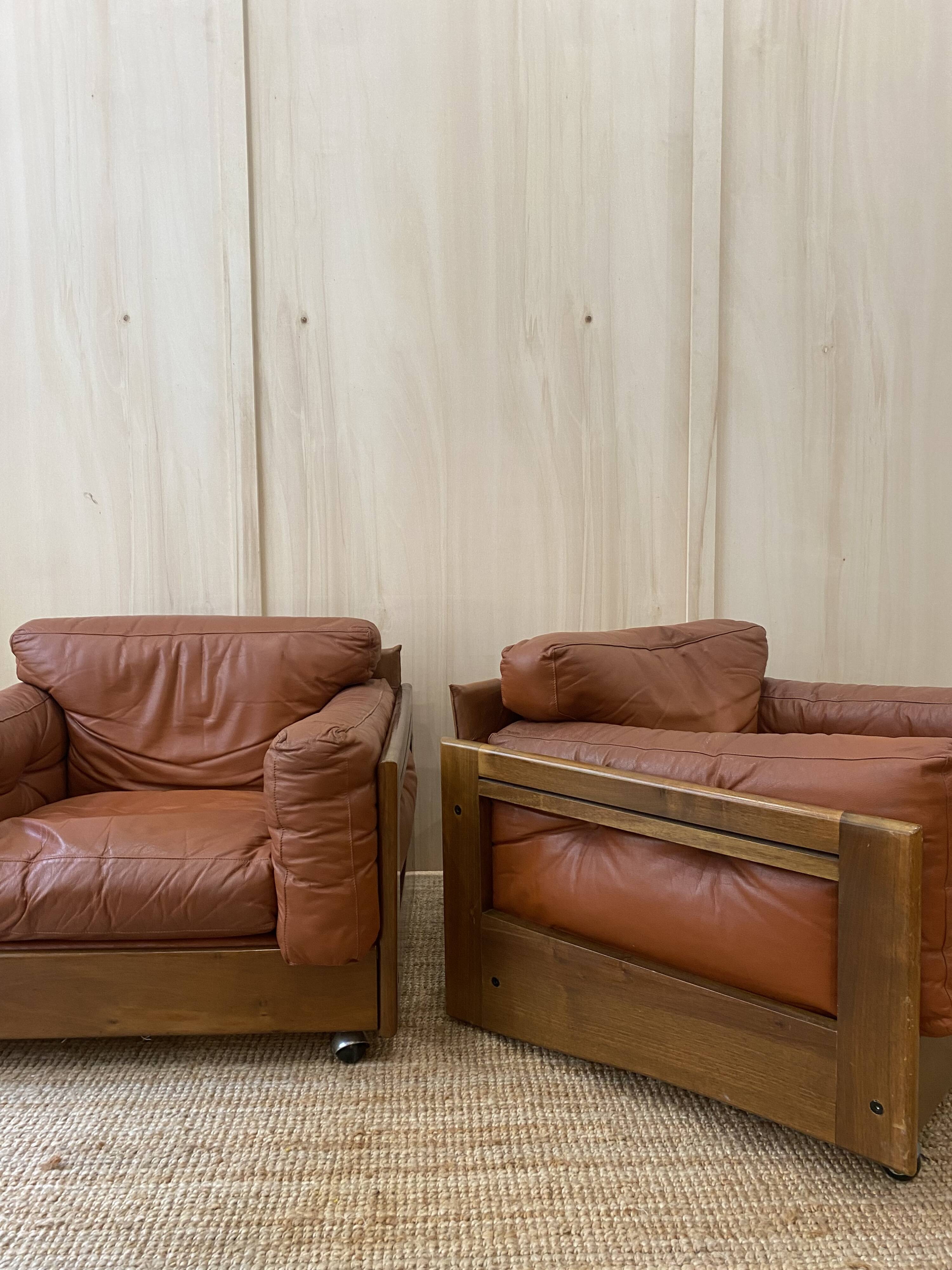 Pair of Cognac Leather Club Armchairs & Wood - Italian Design - 1970s