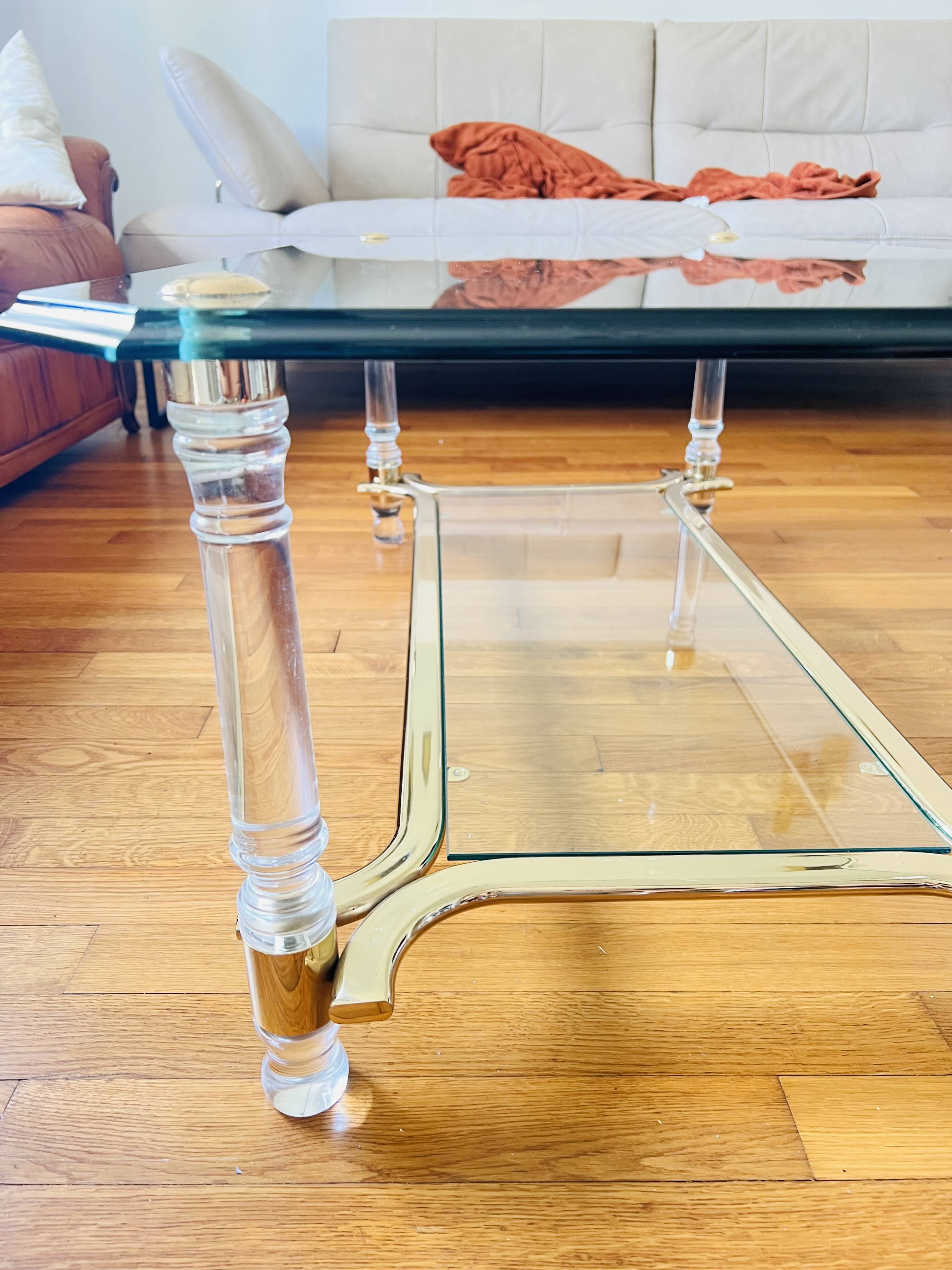 Table basse en verre