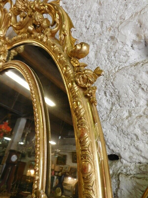 Mirror medallion dore of the 19th century 180x116cm