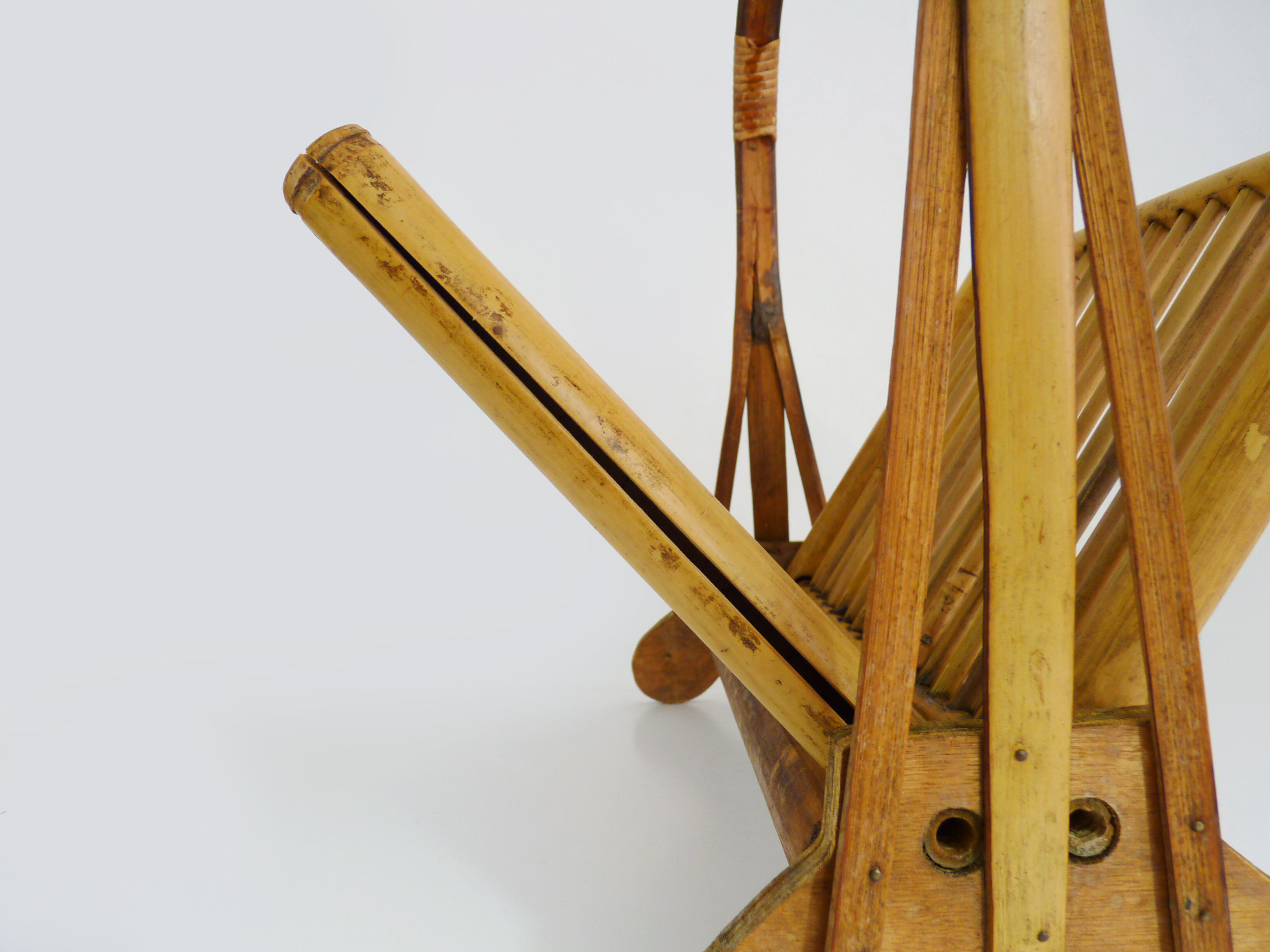 Foldable bamboo vintage magazine door, vintage magazine range. Year 70