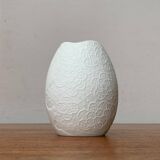 White porcelain vase by M. Frey for Kaiser, mid-century, 1960s.