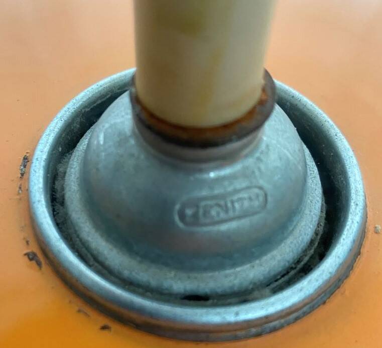 Suspension Harvey Guzzini, années 1970