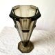 Vase cornet 1930 Art Deco verre fumé