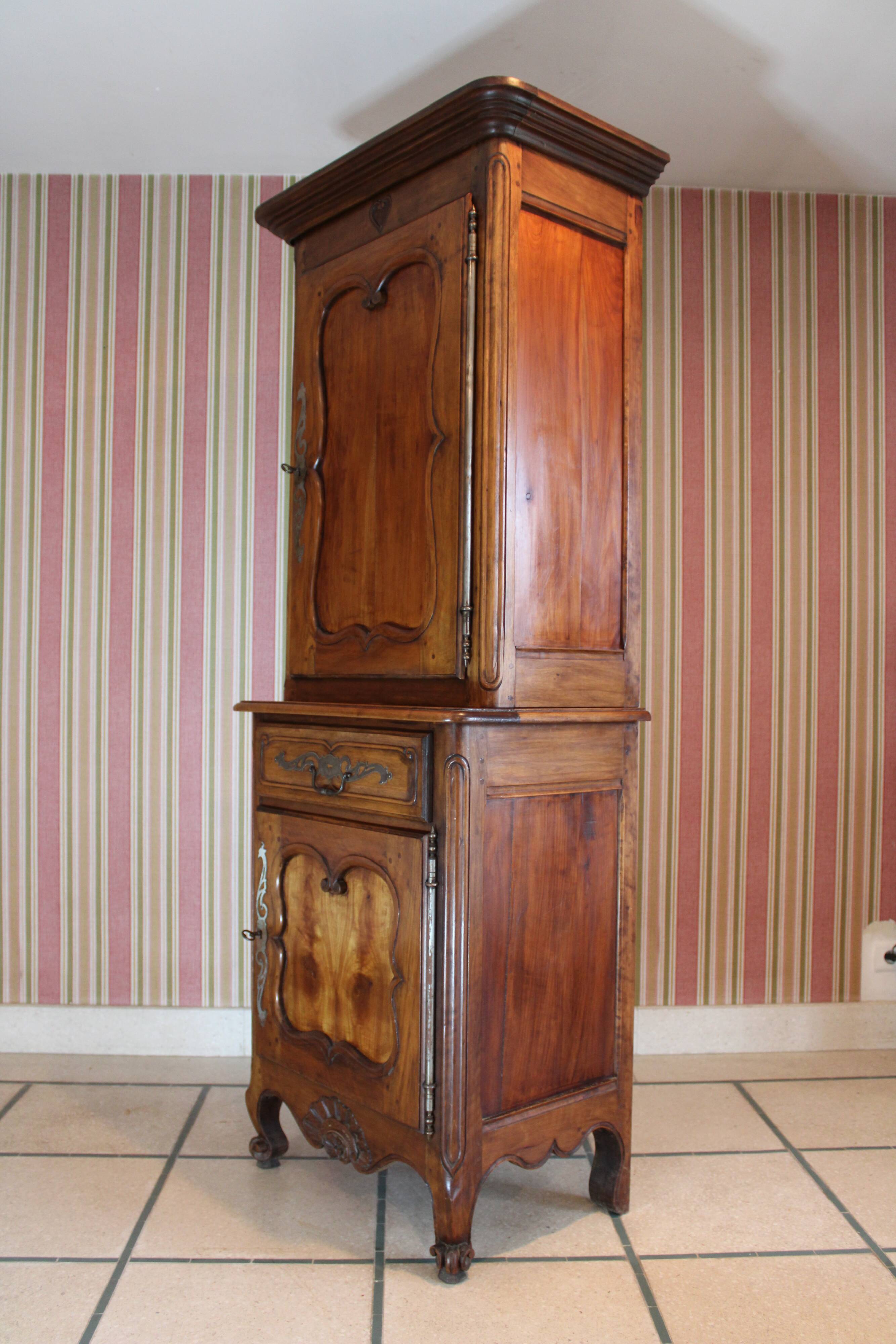 Standing Regency style man