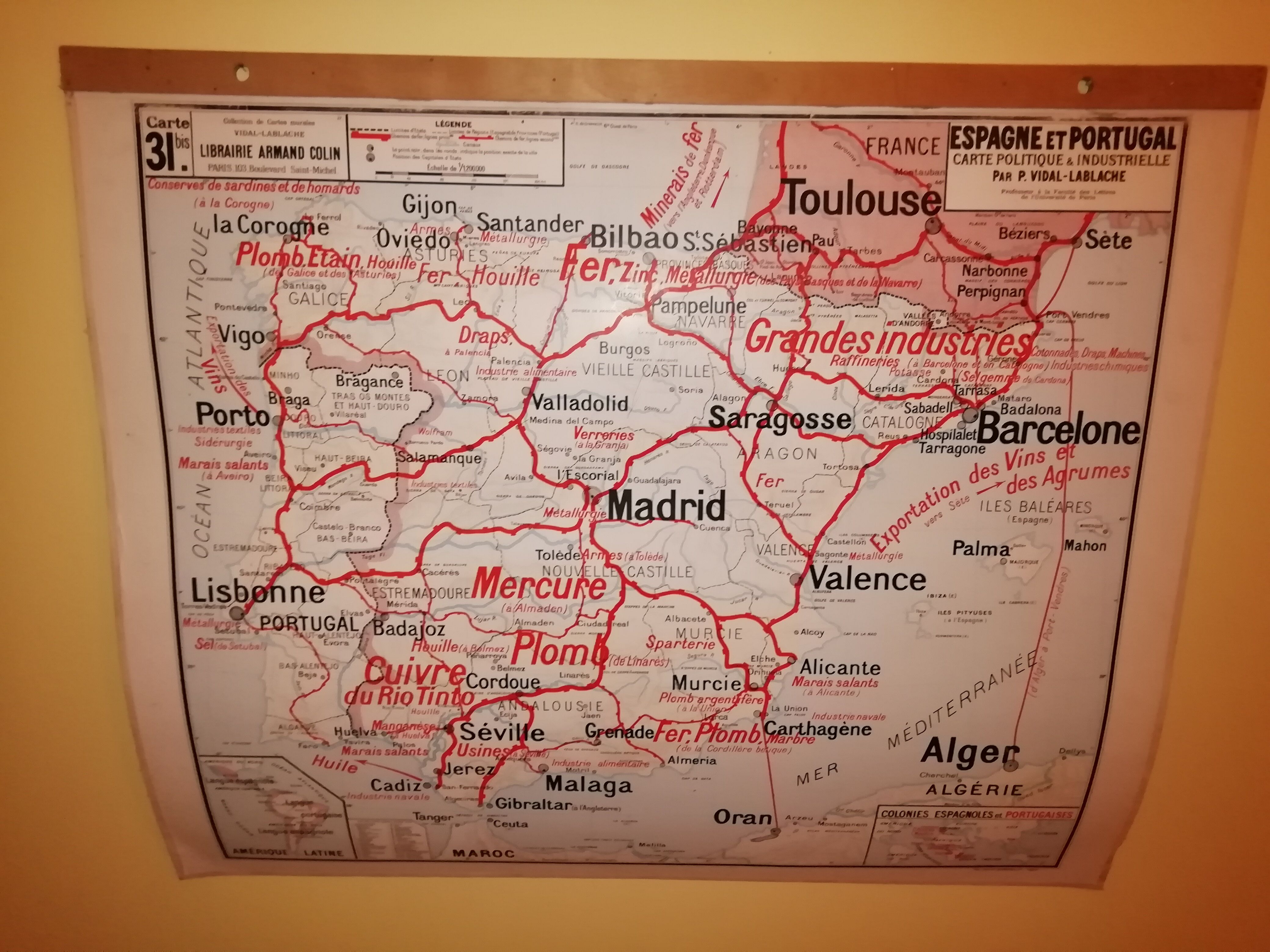 Vidal-Lablache 50s educational wall map