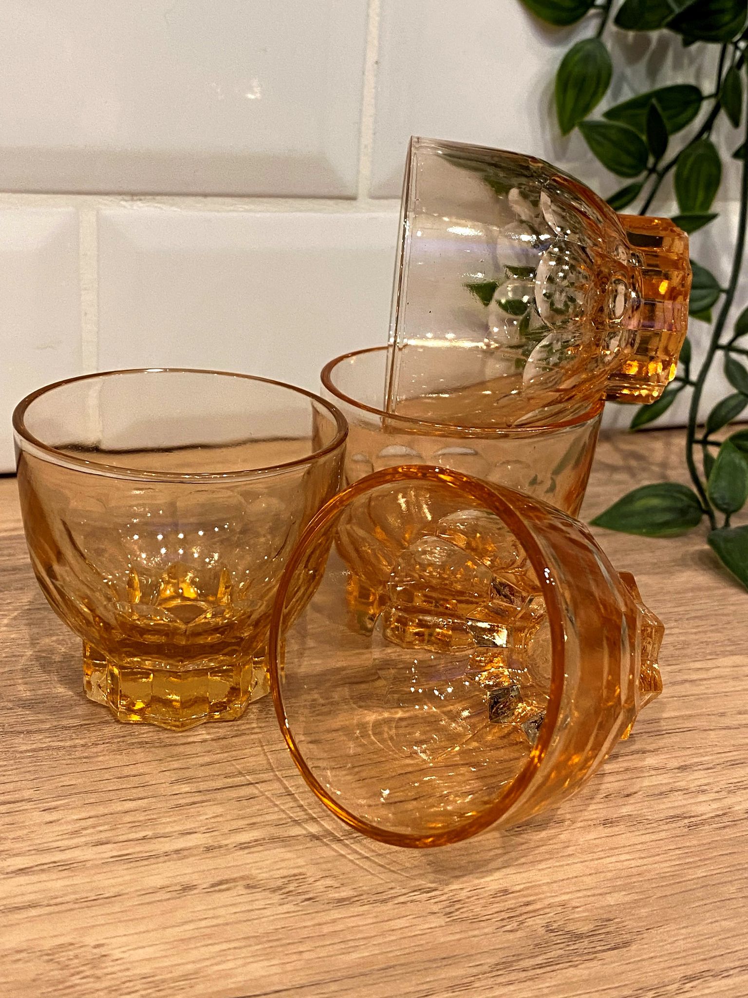 Set of 4 vintage glasses