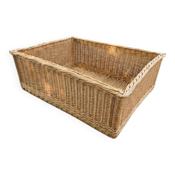 Large wicker basket