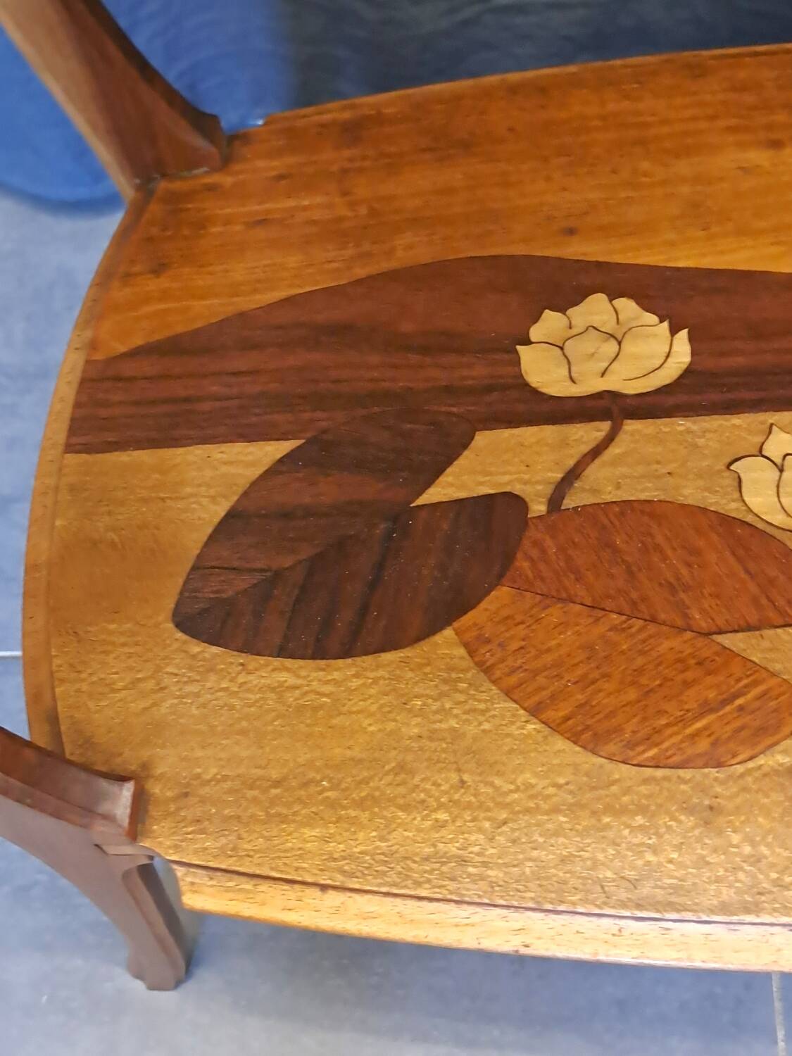 Art Nouveau coffee table with marquetry.