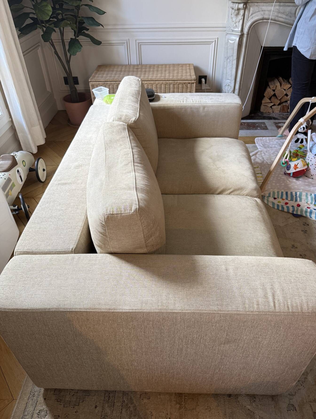 Beige 2-seater sofa BoConcept