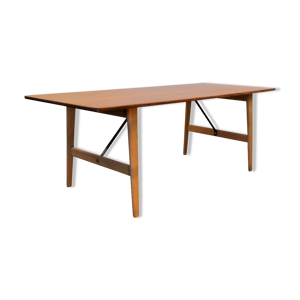 table modèle 281 de Børge Mogensen pour Fredericia
