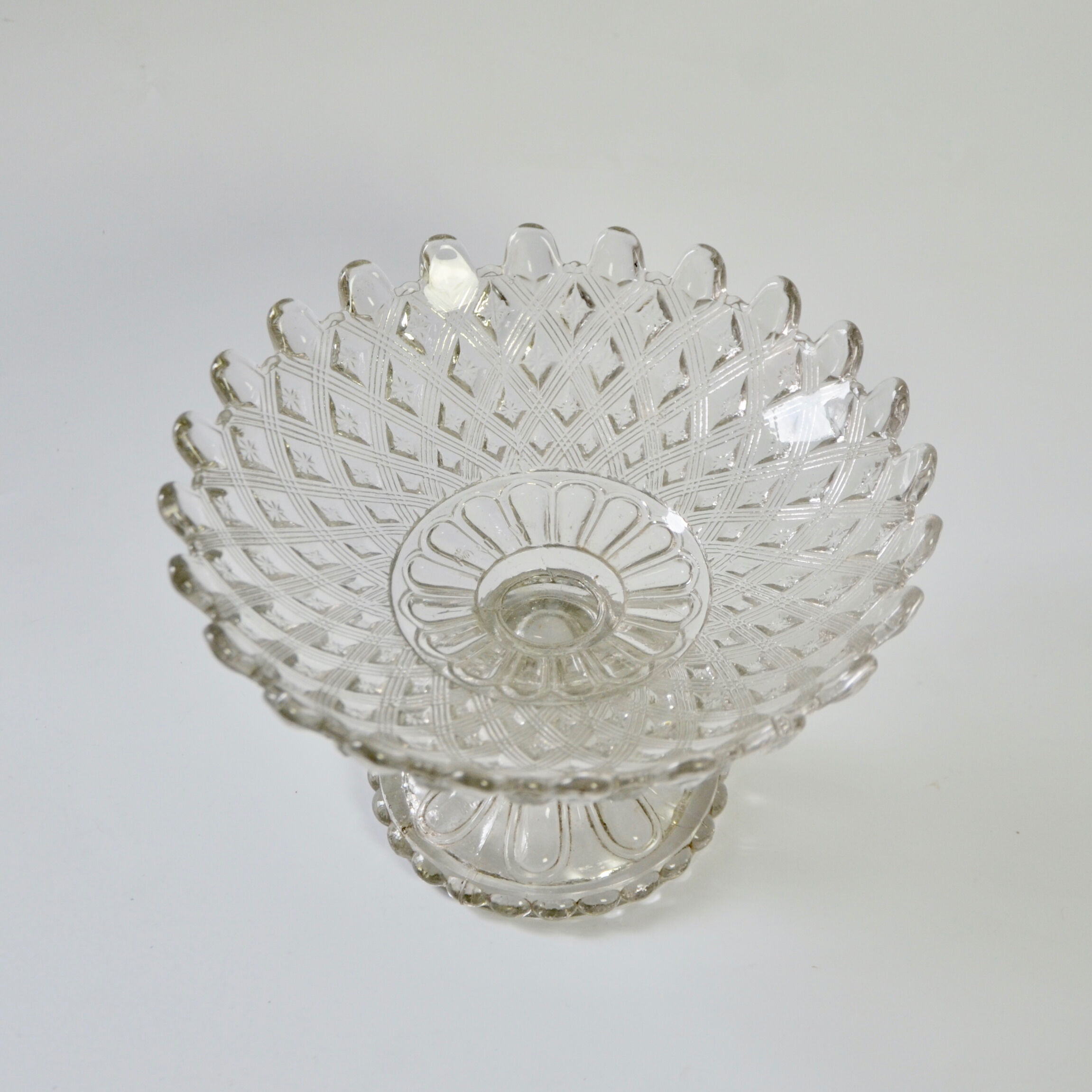 Foot cut Portieux n molded Crystal