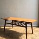 Table basse en teck clair, édition anglaise des années 1960
