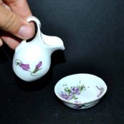 Miniature porcelain pitcher and toilet basin with violet flower decoration - Dinette Dollhouse
