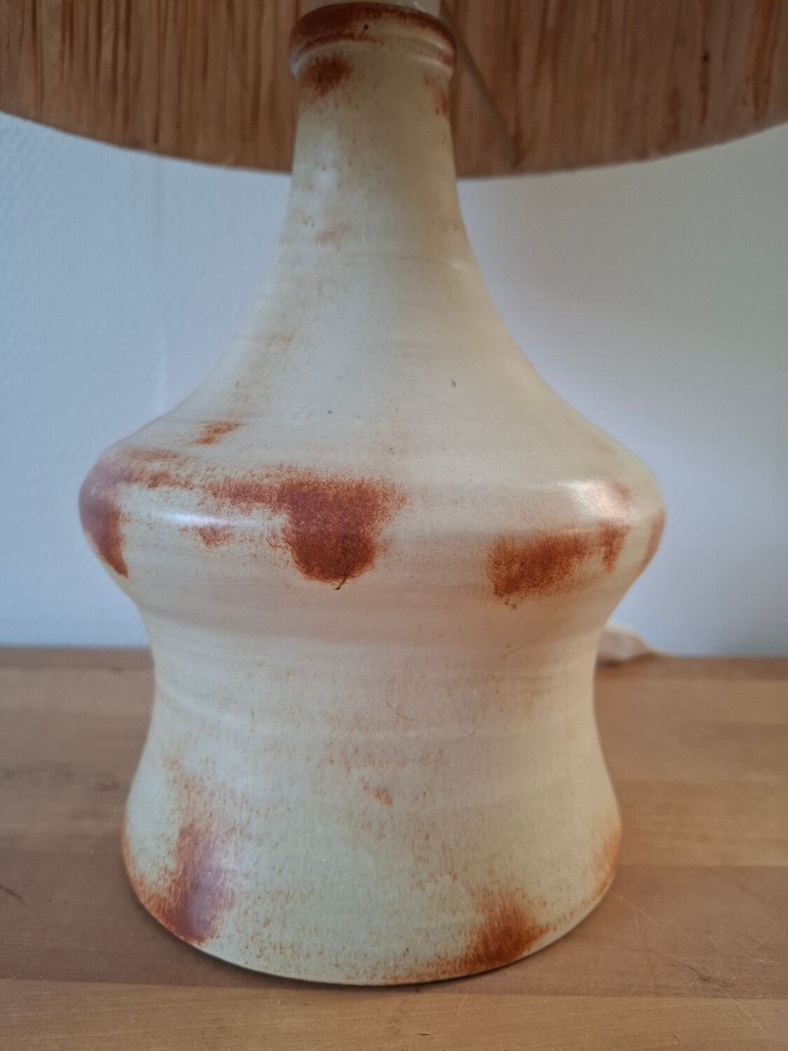 Vintage signed ceramic lamp