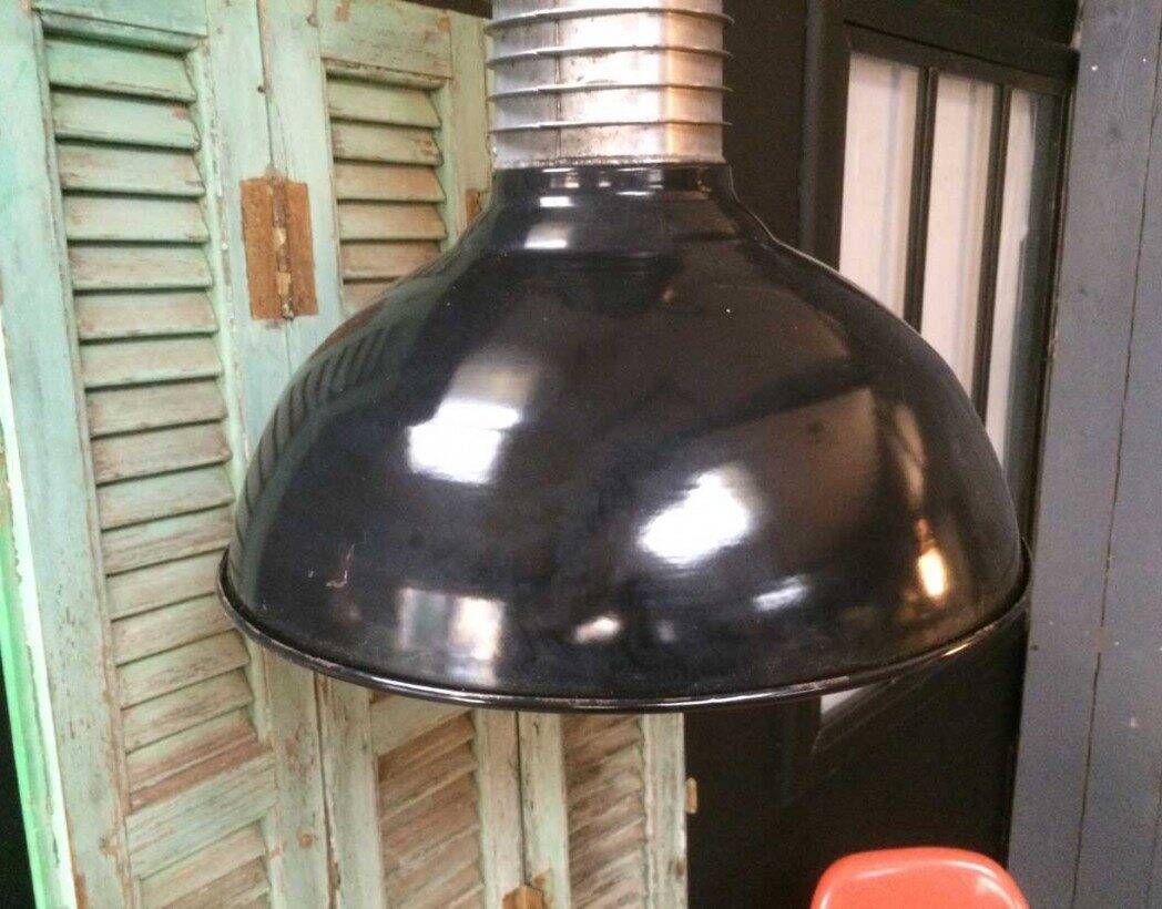 Philips industrial enameled pendant light