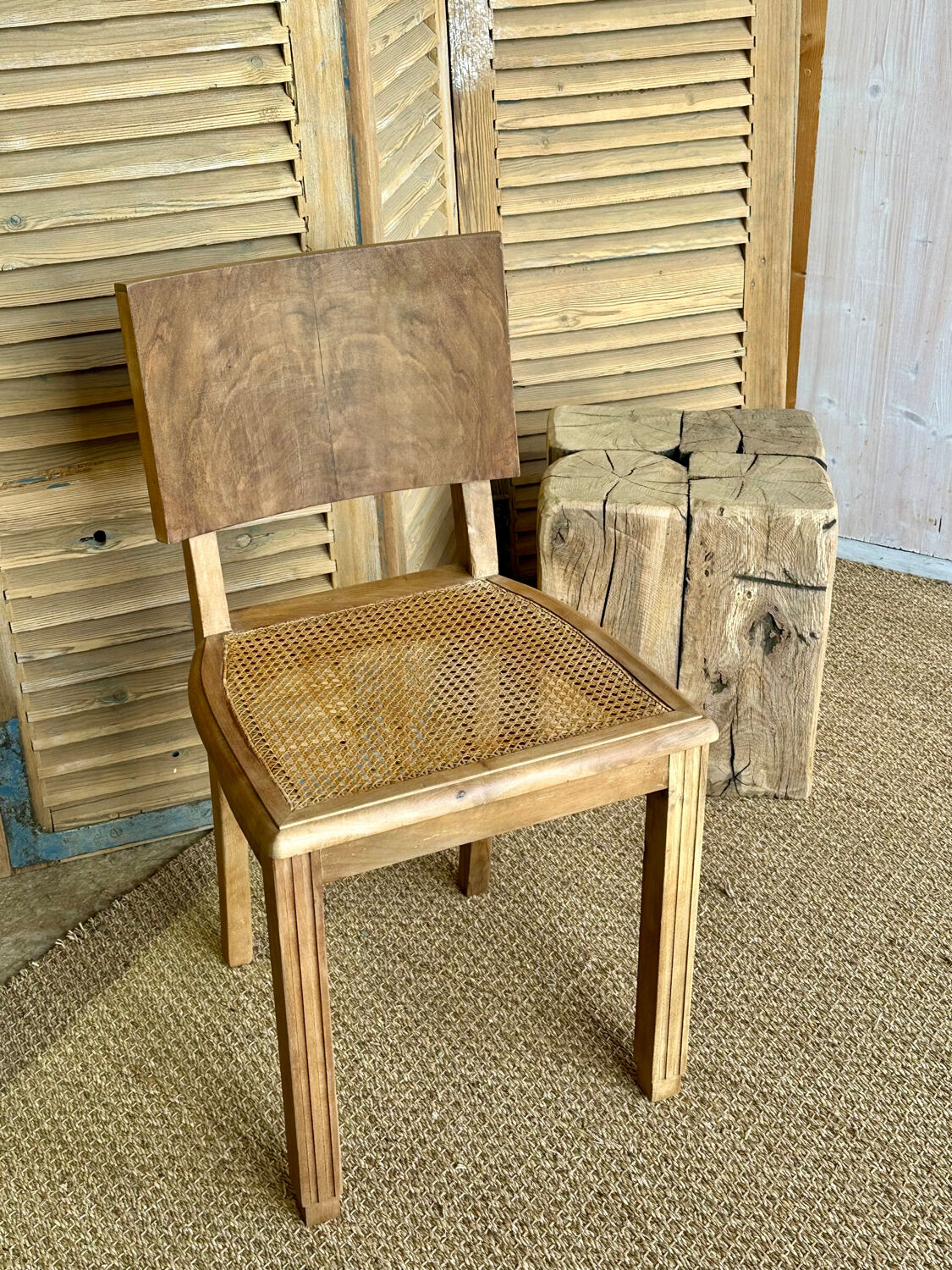 Set of 4 vintage chairs in light wood and cane – refurbished