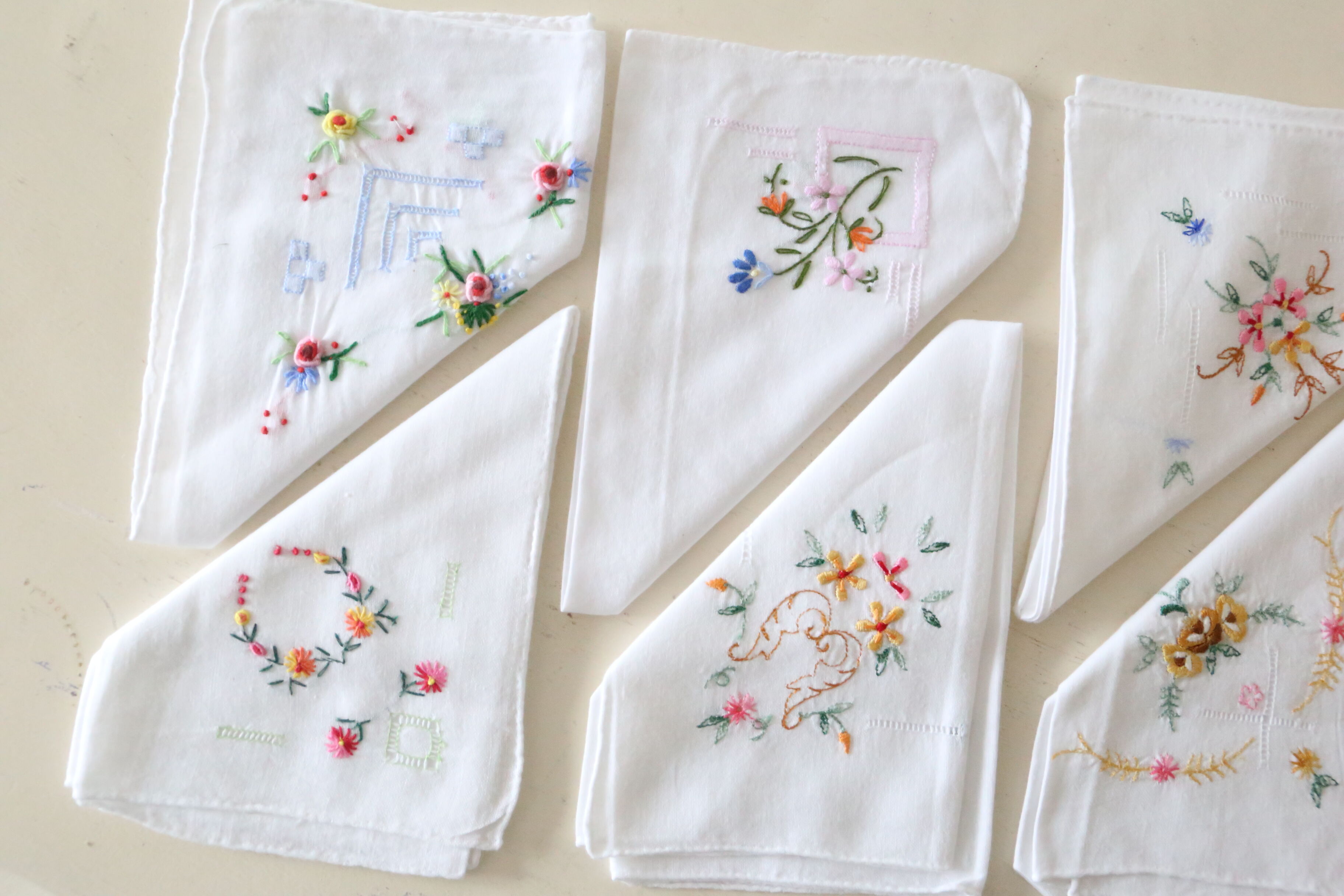 6 Pack Femmes Floral Fleurs Coton Luxe Brodée Blanc Mouchoirs En Cadeau