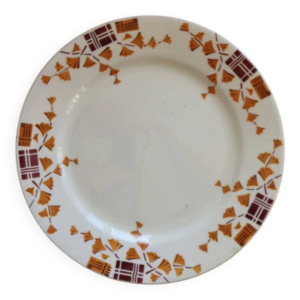 Assiette à dessert ancienne en terre de fer Creil et Montereau – Modèle Achille