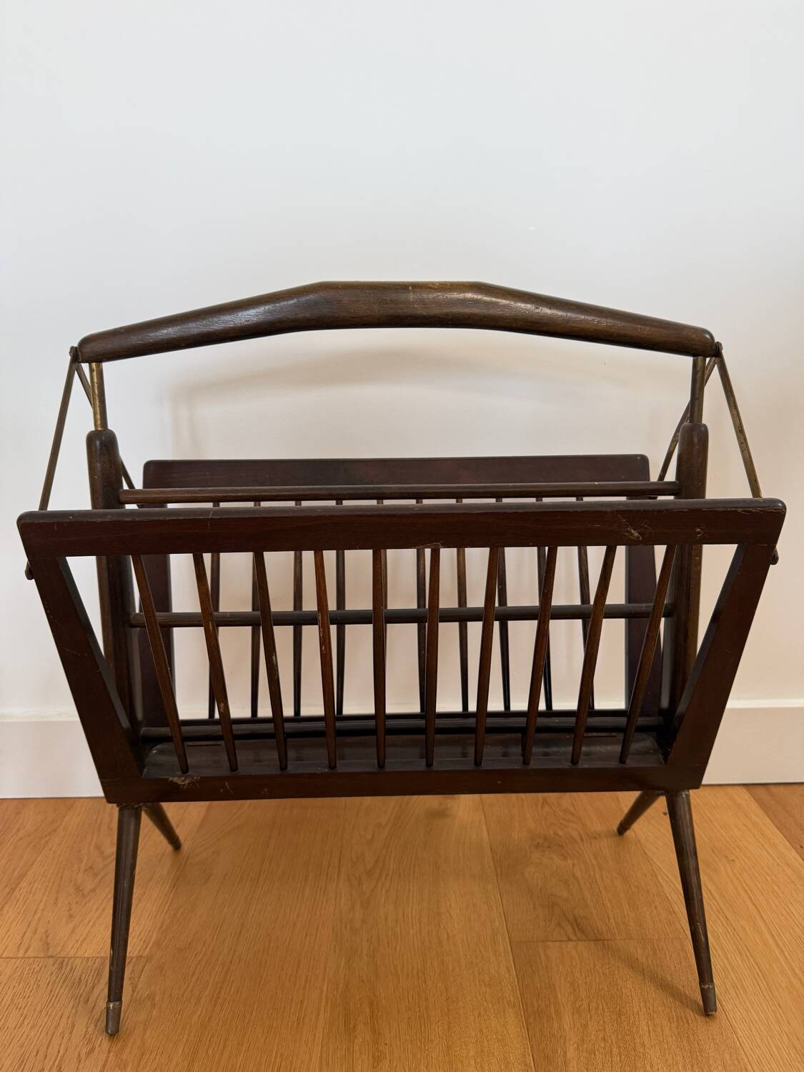 Folding wood and brass magazine rack by Cesare Lacca – Italy, 1950s