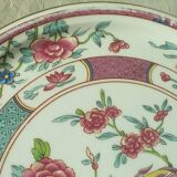 Plat l.bernardaud en porcelaine de limoges enluminés a la main