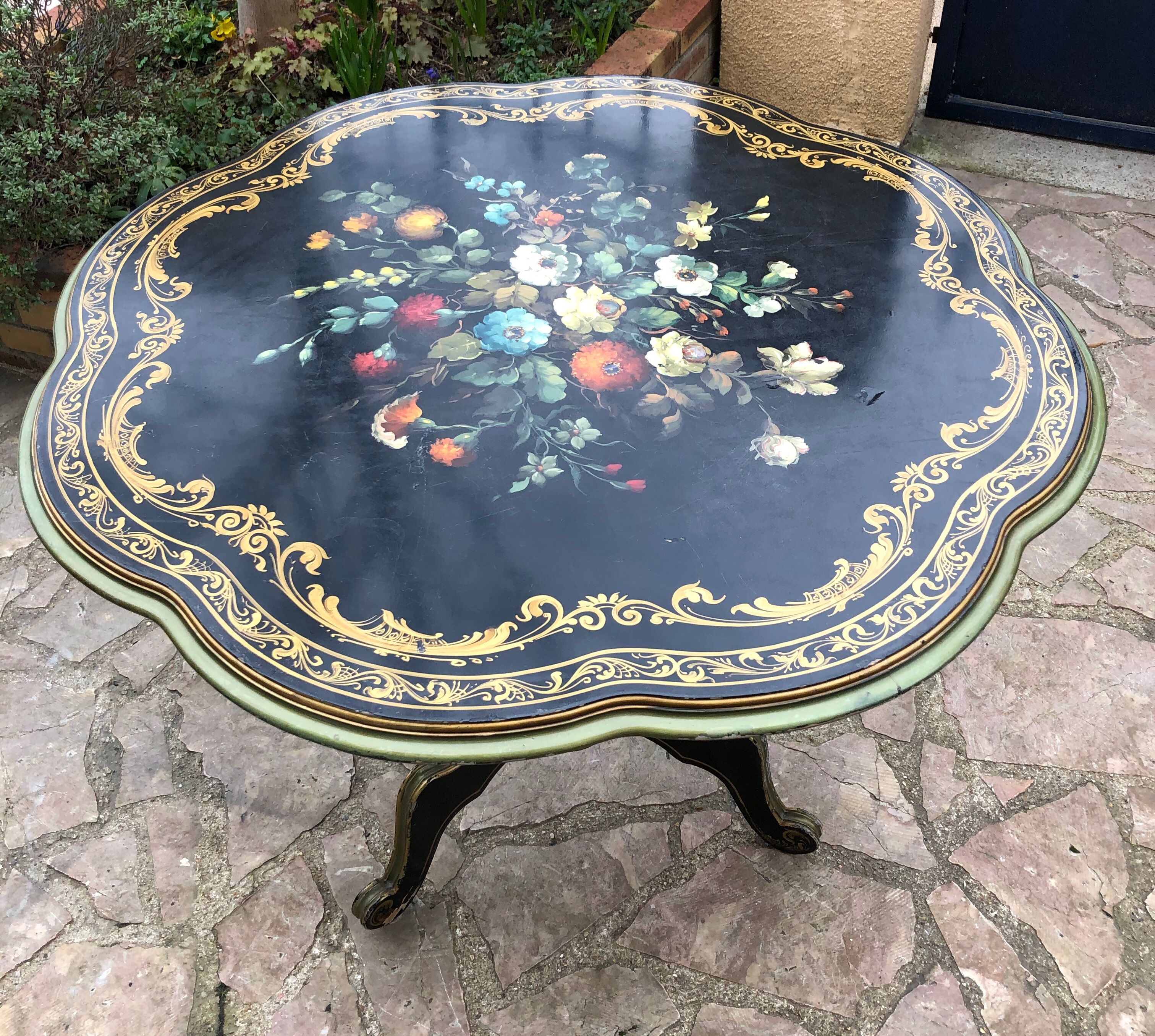 Table ronde à plateau basculant Napoléon III