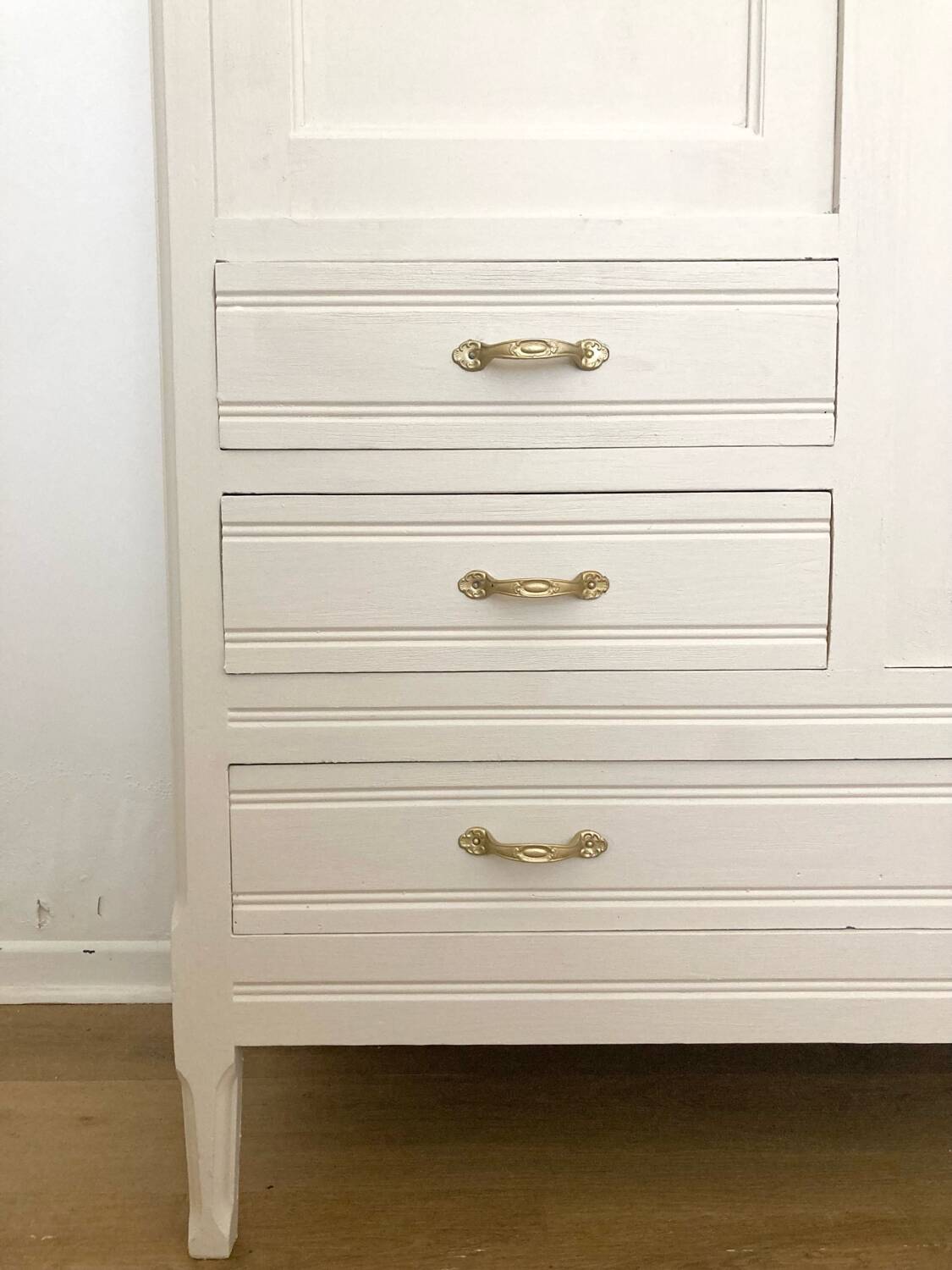 Petite armoire penderie art déco
