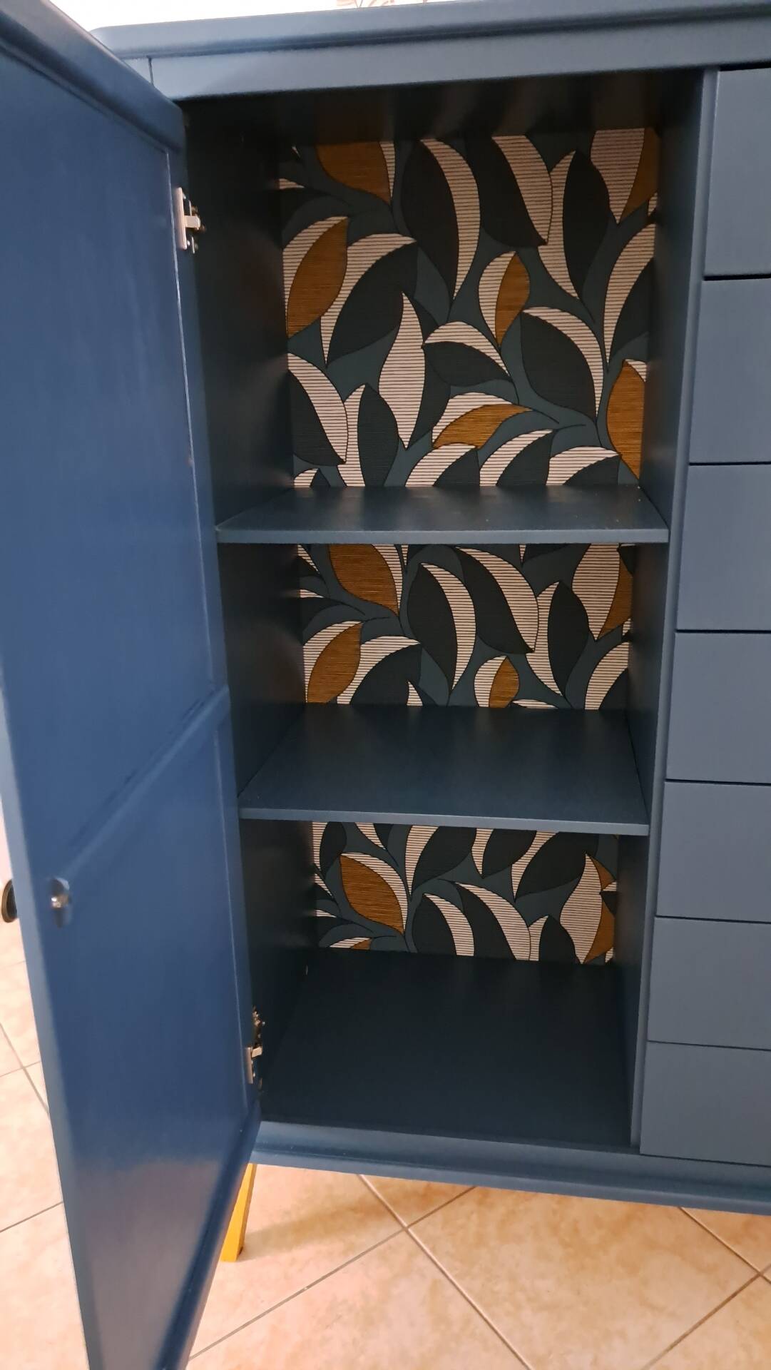 Commode Red Sødgren blue ganne
