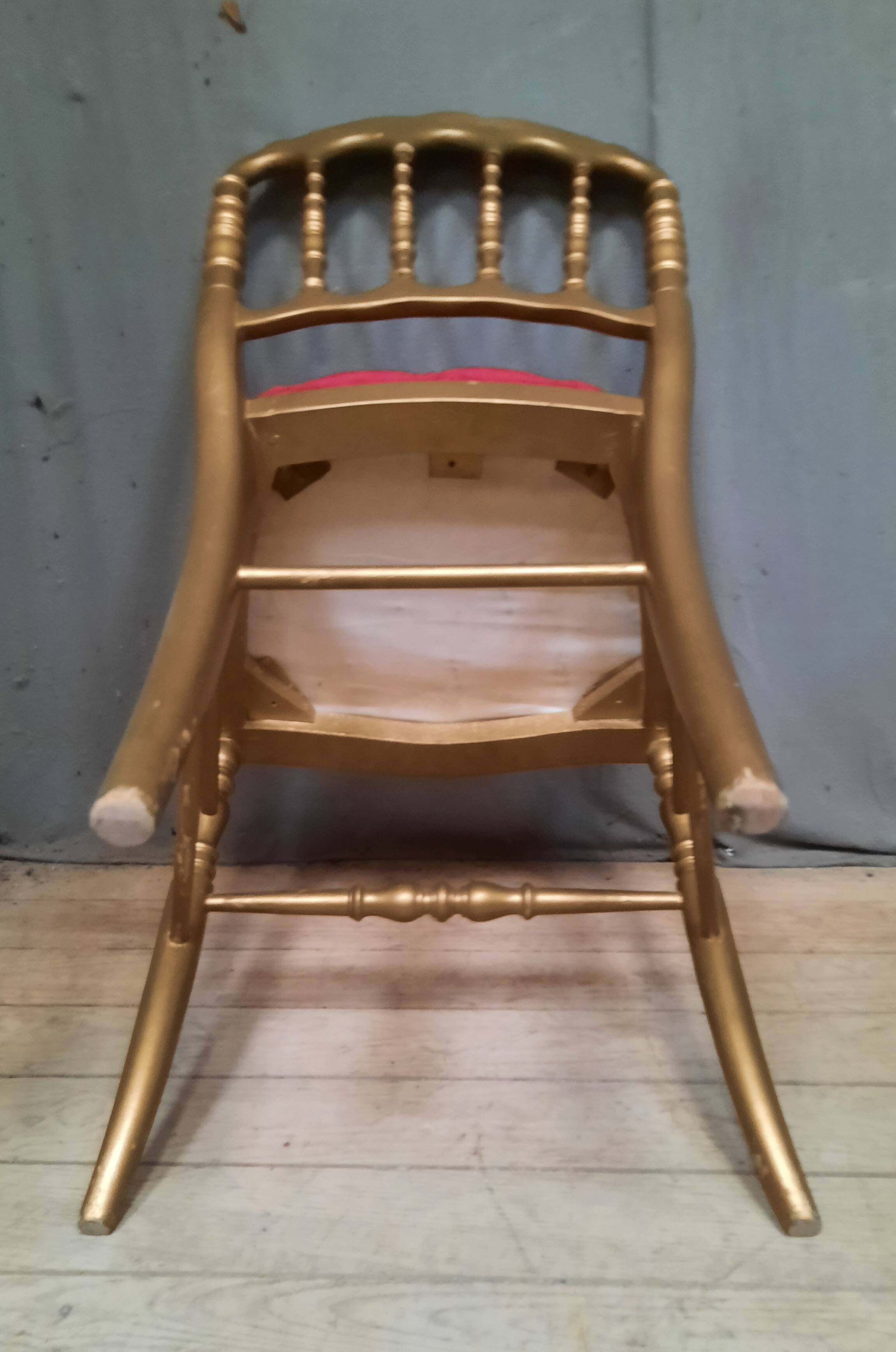 6 chaises de théâtre style Napoléon IIII