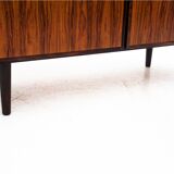 Commode en palissandre par Gunni Omann Danemark années 1960