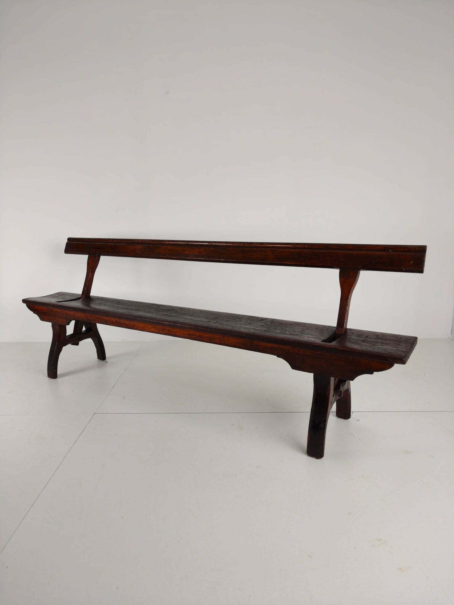 Banc de chemin de fer victorien en pin pitchpin – Halstead’s Makers, Todmorden