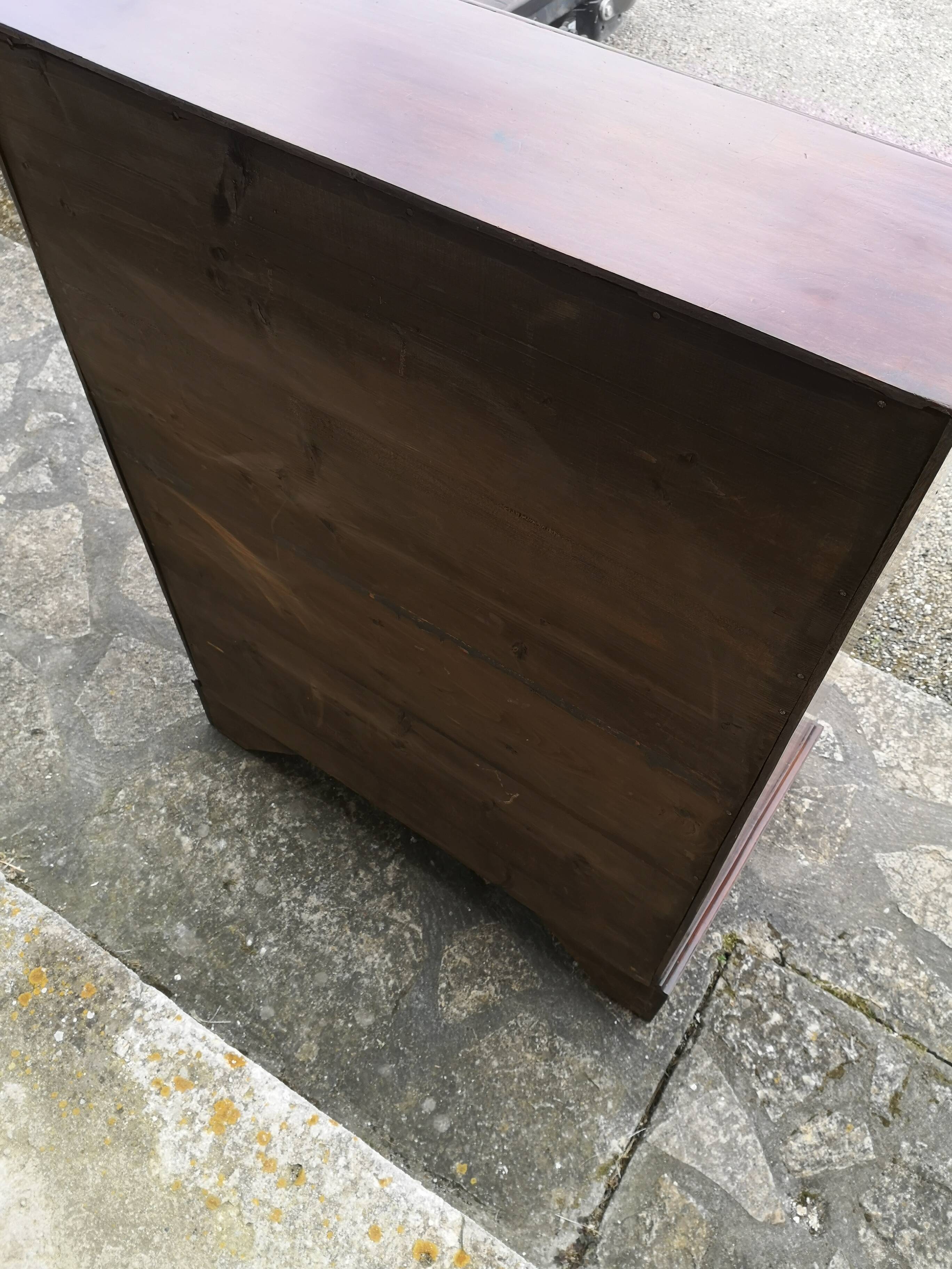 Bureau Scriban