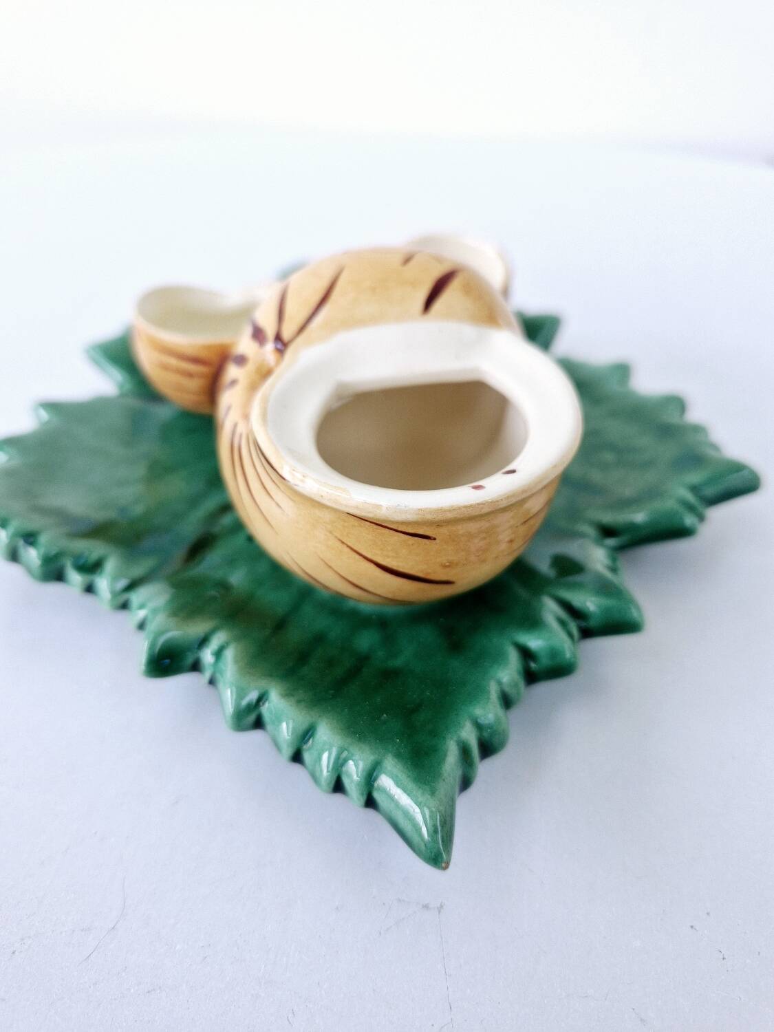 Servant Salt Pepper Mustard Ceramic DLG Vallauris Barbotine Escargot Leaf