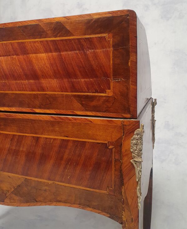 Secrétaire époque Transition Louis XV, Louis XVI - bois de rose & palissandre - 18ème