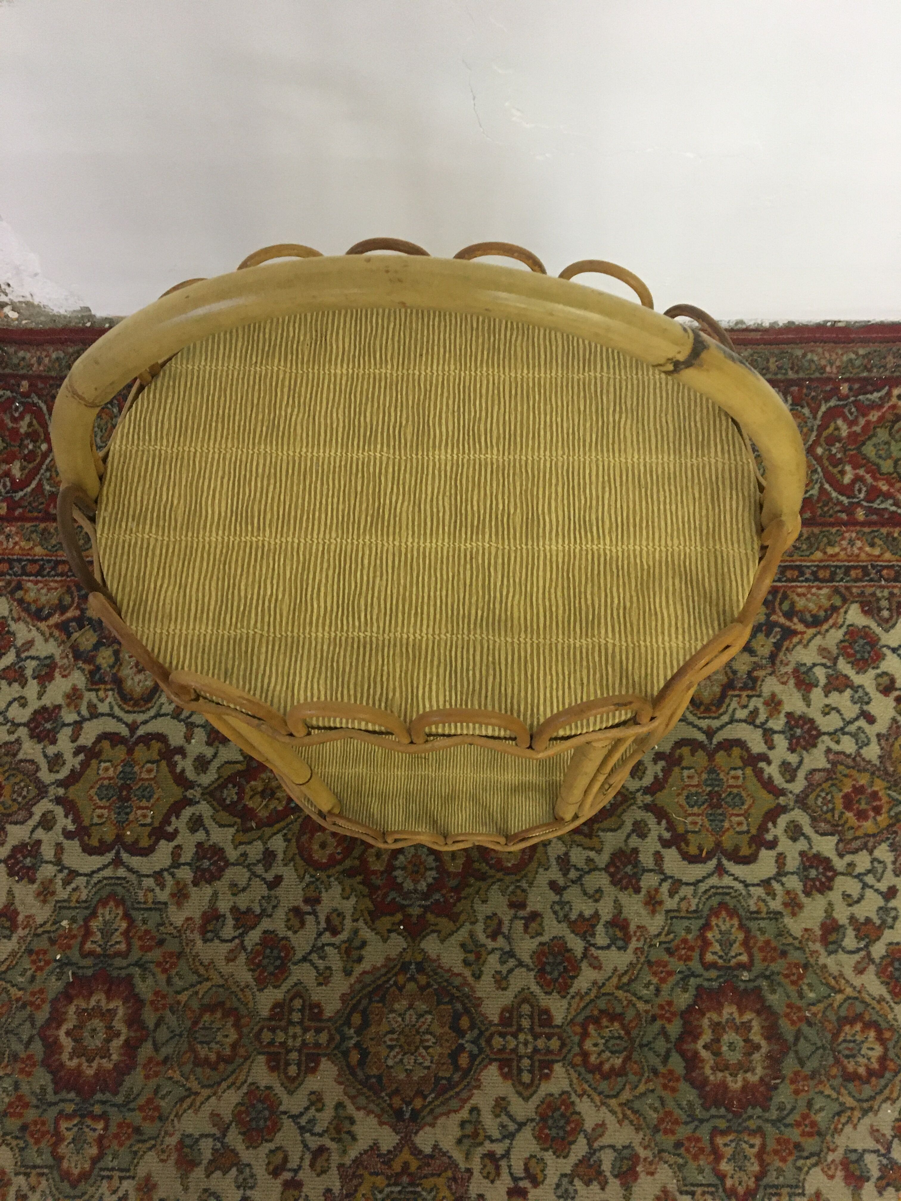 Vintage rattan dessert