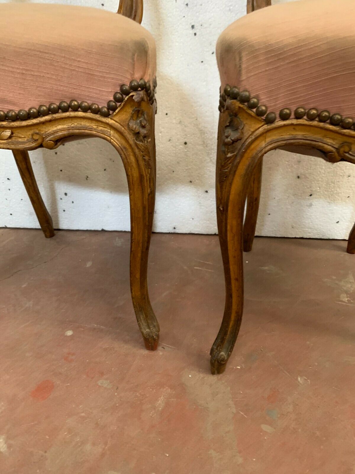 Pair of Louis XV style chairs in 20th century carved walnut