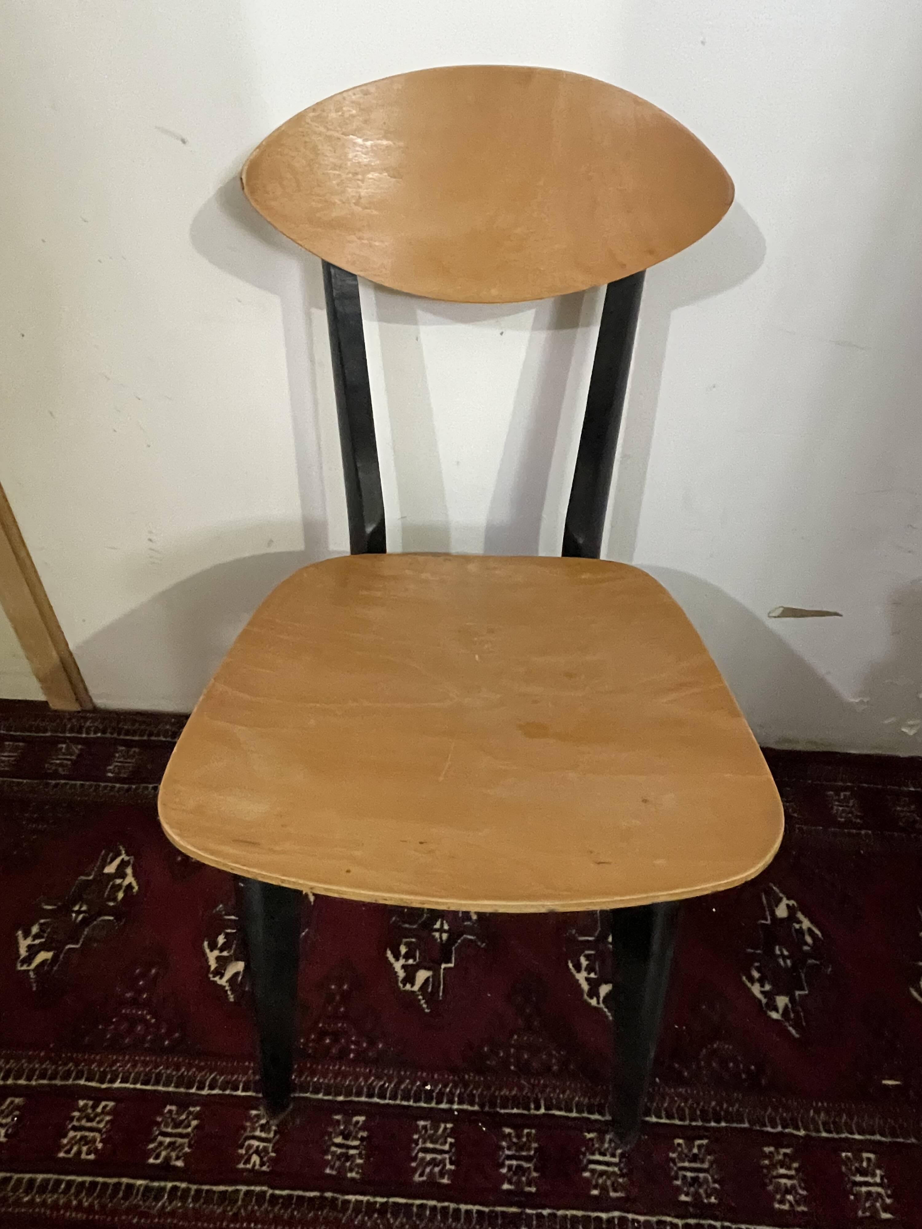 4 Scandinavian chairs type Kneuzzargenstull