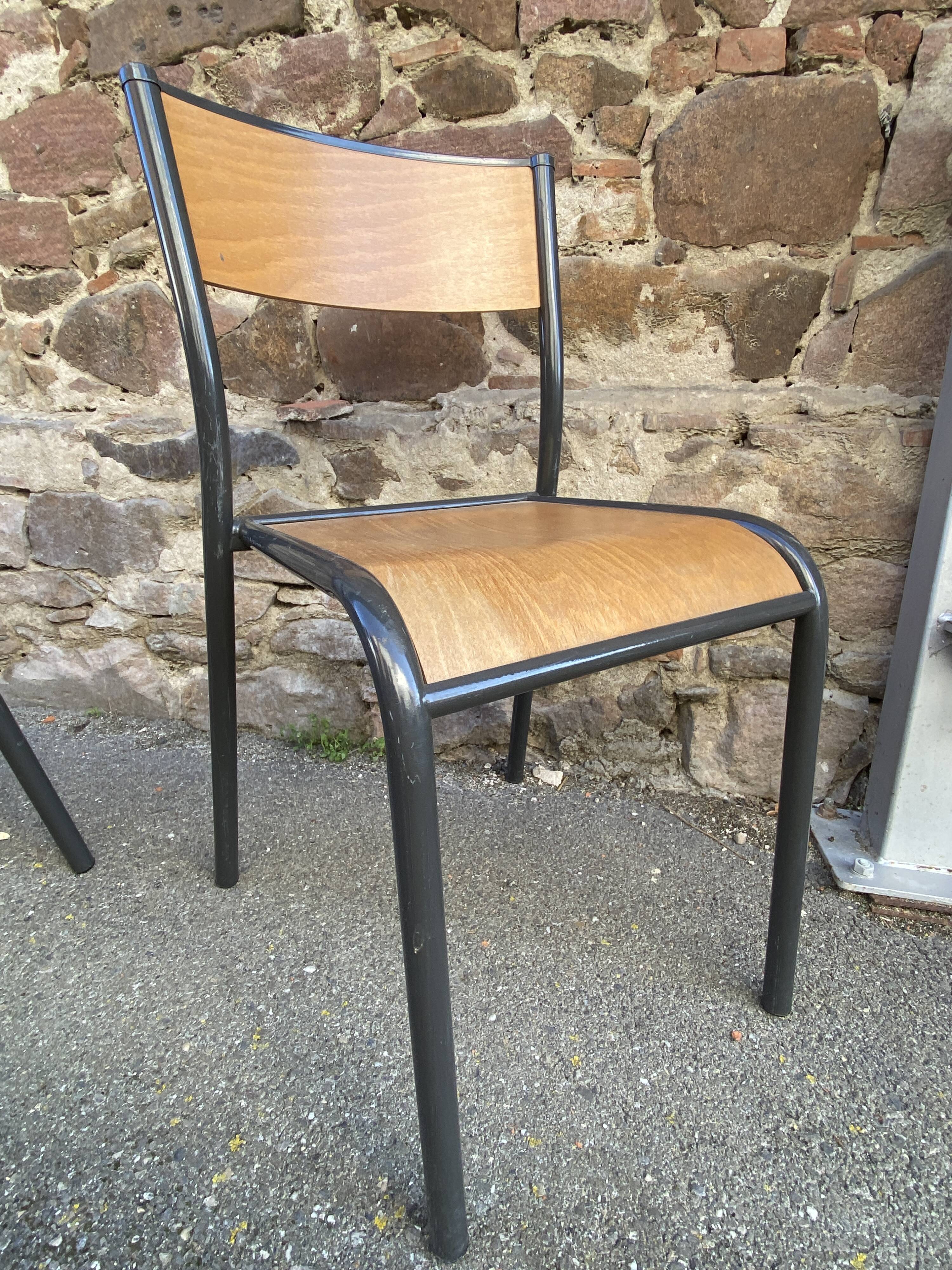 Lot de 8 chaises industrielles école  vintage collectivités mullca delagrav
