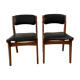 Chaise vintage scandinave en bois et simili cuir noir