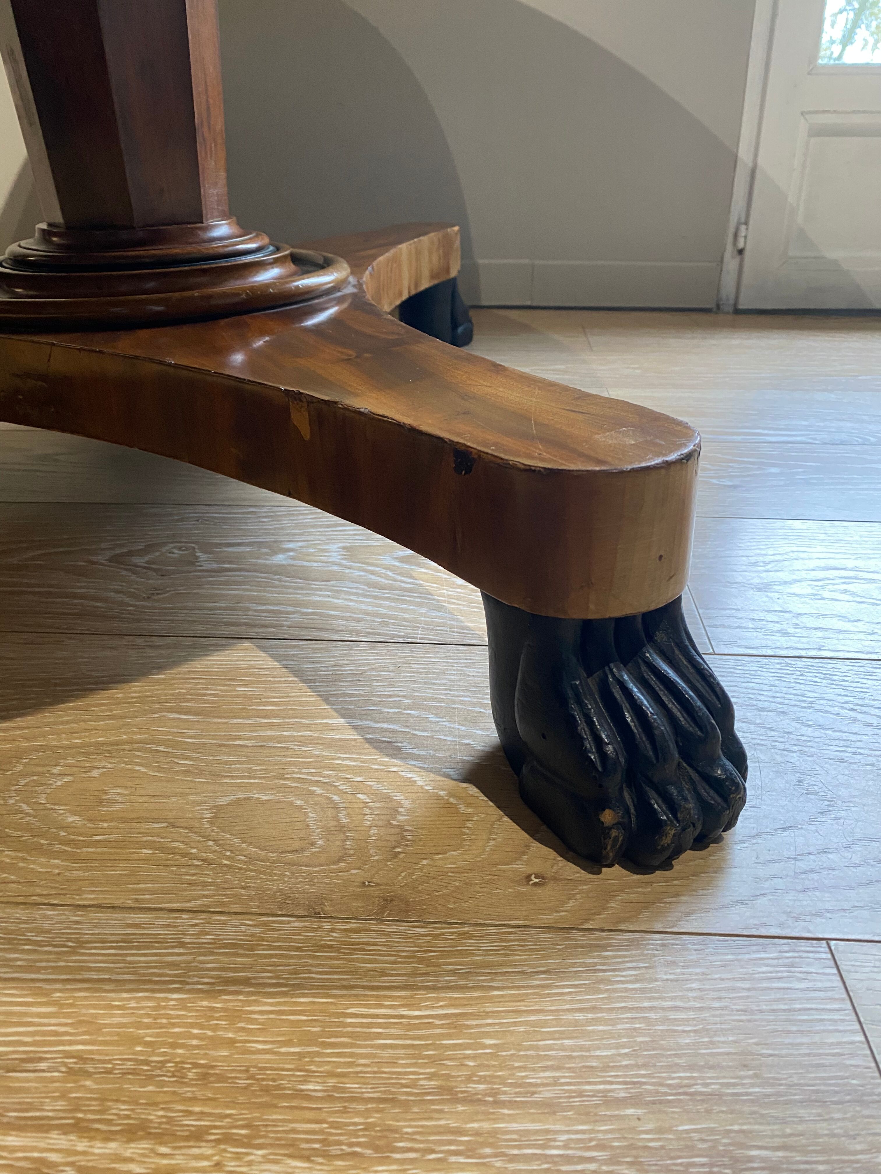 Dining table Empire nineteenth century