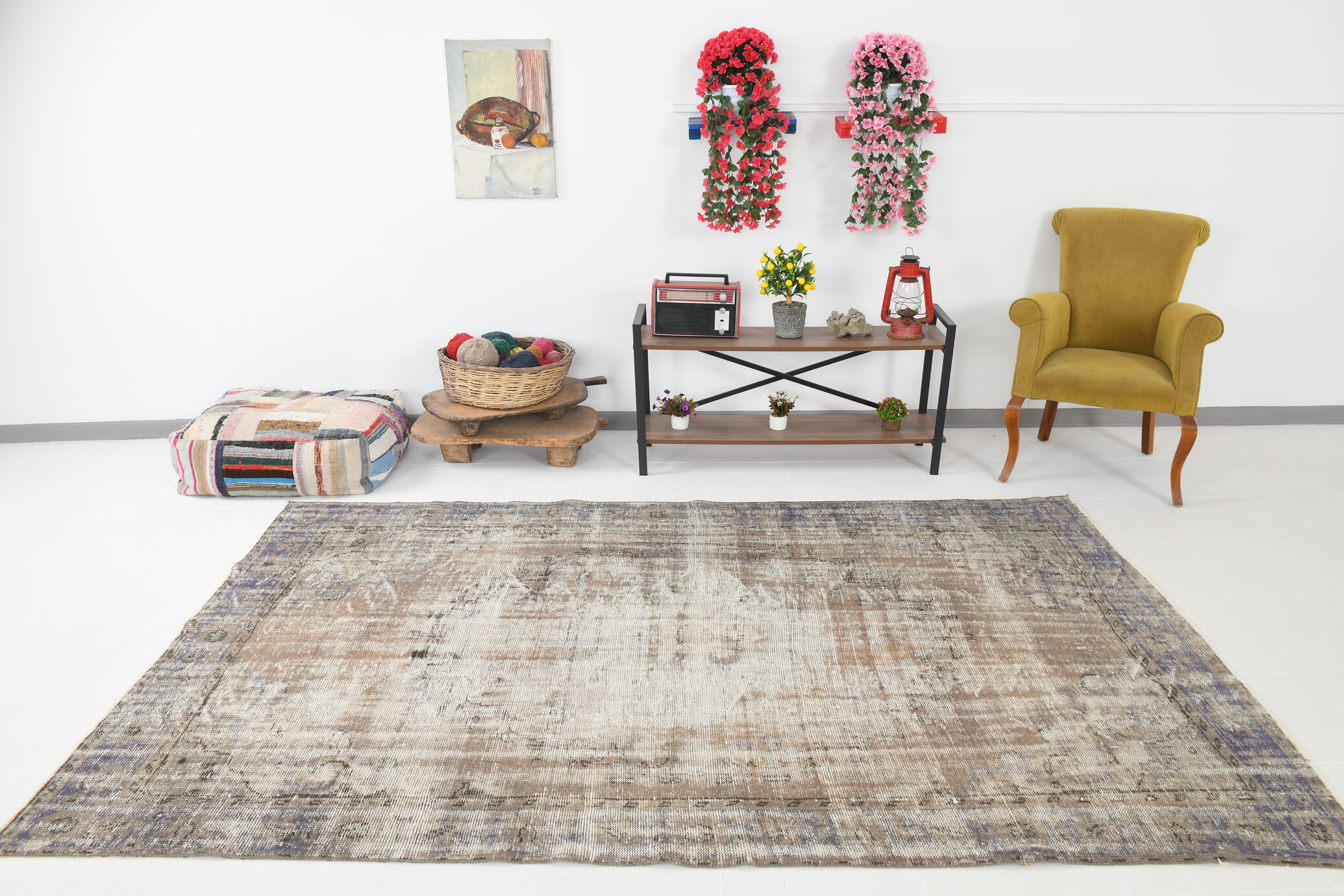 6x9 distressed wool vintage rug 292x191cm