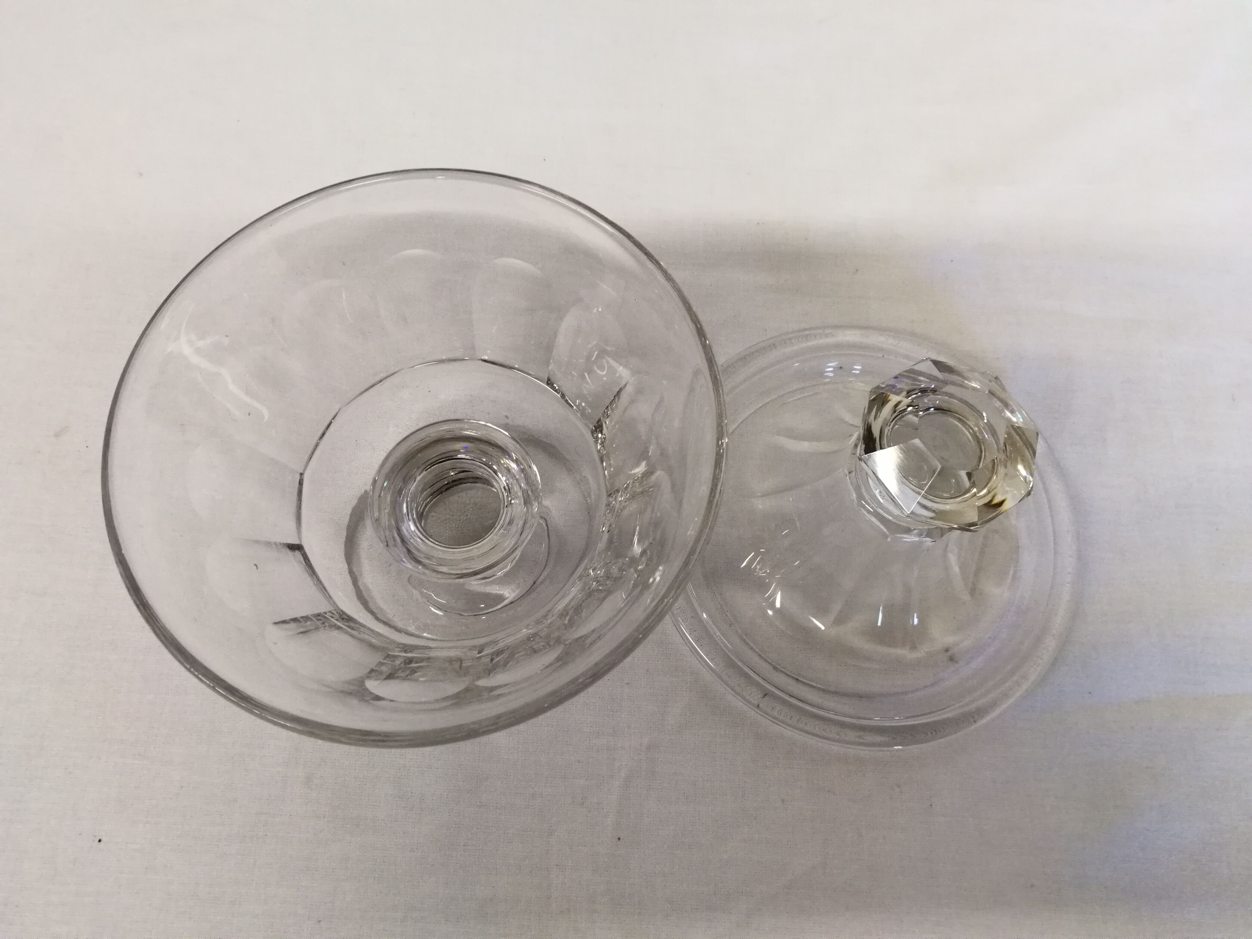 Old crystal drapeoir