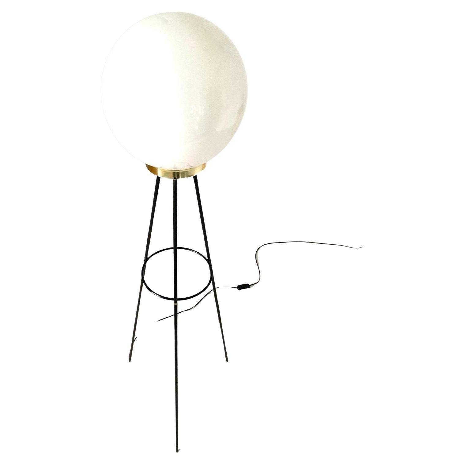 vintage floor lamp with tripode structure Italy