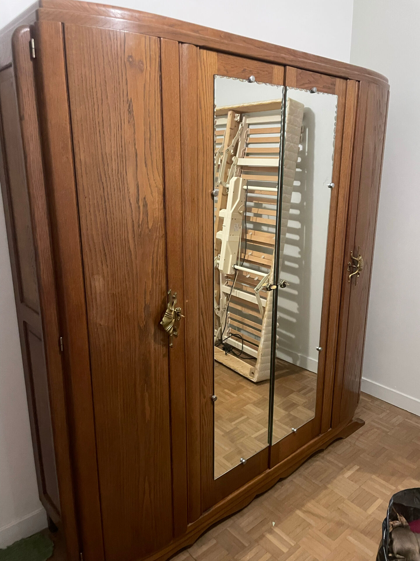Armoire