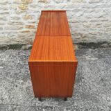 Scandinavian dressing table