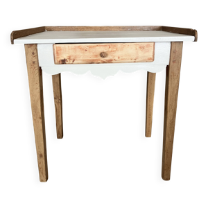 petite table d'appoint