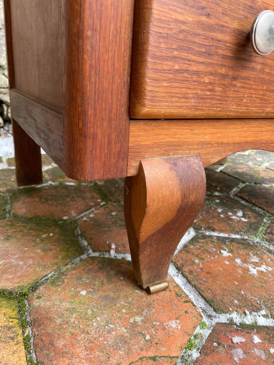 Vintage chest of drawers