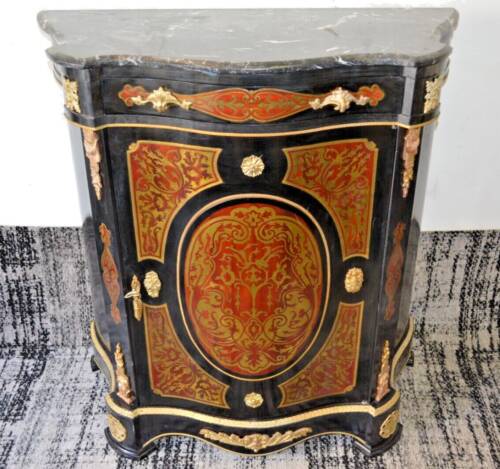 Wooden boule-style sideboard