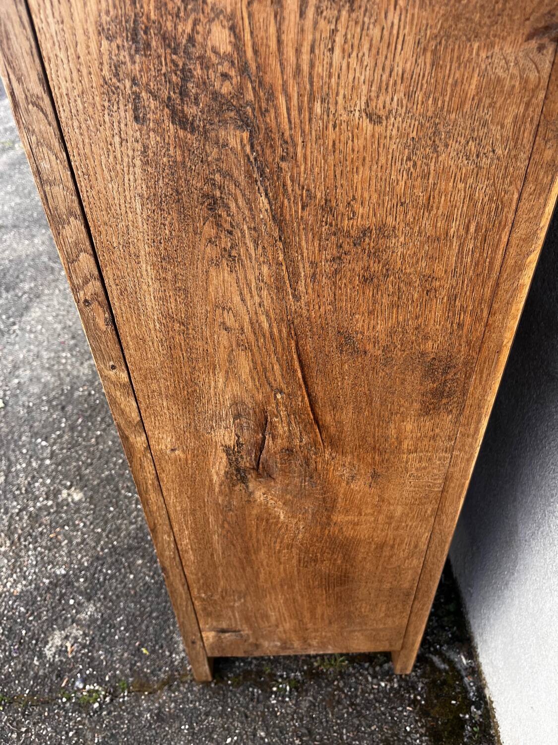 Antique oak bonnetière
