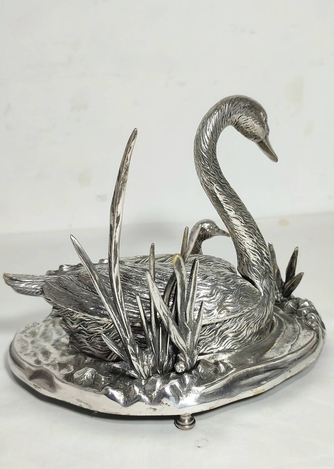 Cendrier en métal. Espagne, années 1960.